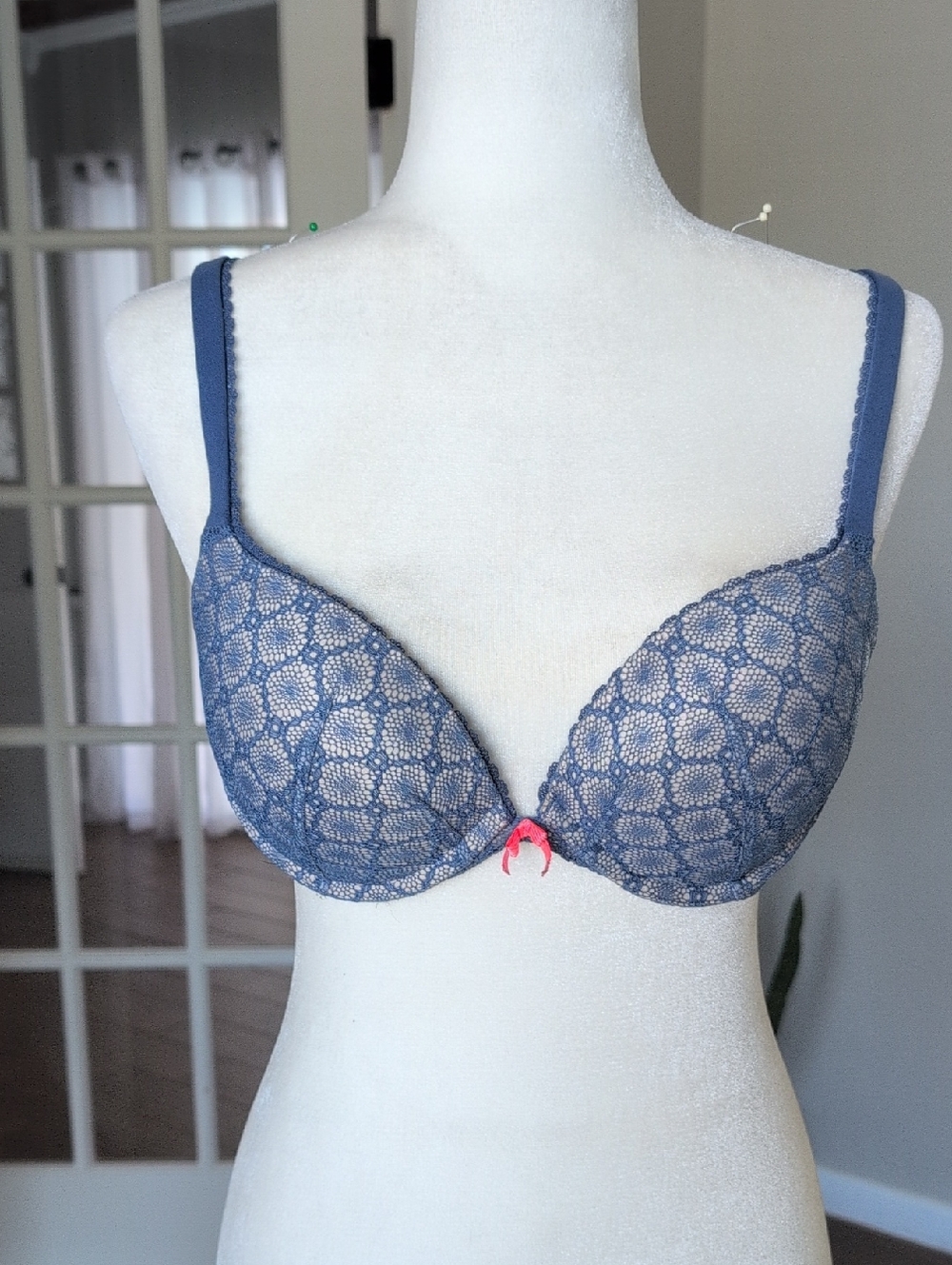 Victorias Secret Blue Lace Push-Up Bra with Pink Accent 34D